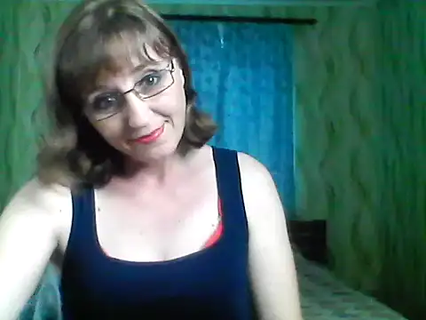 Alisaprice077 online show from June 8, 2:29 pm
