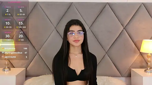 OliviaDiaz online show from April 16, 9:39 pm