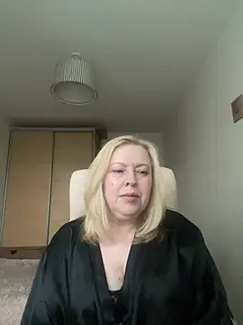 JanieLight53 online show from July 5, 6:02 pm