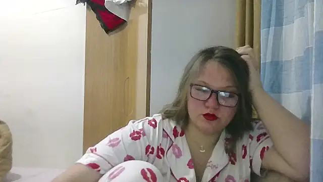 MuseChic Wild online show from May 11, 10:51 pm