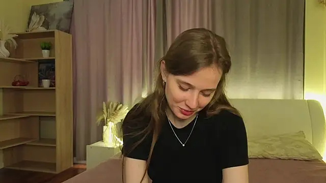 RubieHeiser online show from March 13, 10:16 am