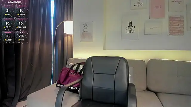 Zoey monroe online show from March 20, 11:59 am