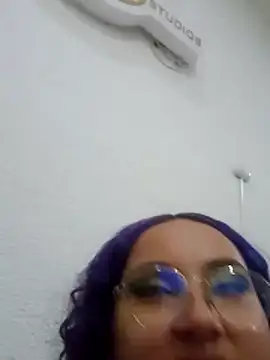 Liily Foxxy online show from April 27, 10:56 am