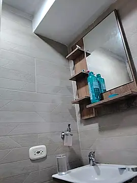 brunne eva online show from April 19, 6:10 pm