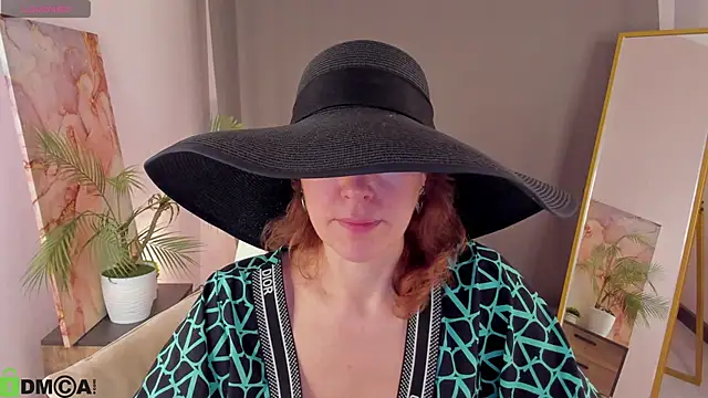 LeticiaRomano online show from April 10, 3:45 am