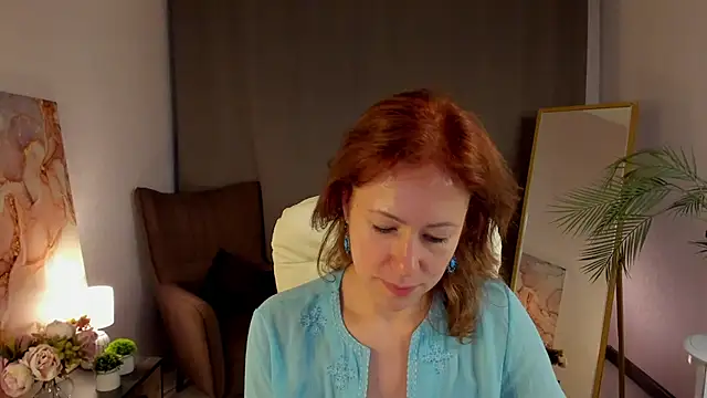 LeticiaRomano online show from April 1, 1:41 pm