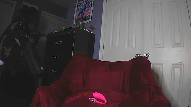 UriUniverse69 online show from May 6, 4:27 am