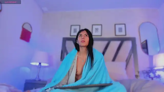 Violettaa Stone online show from March 21, 8:19 am