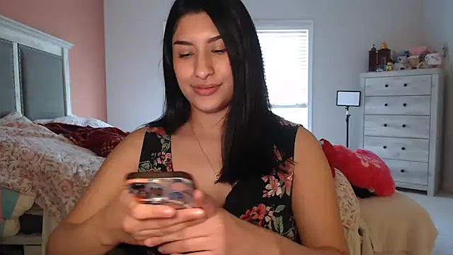 medusabanks online show from March 13, 7:04 pm