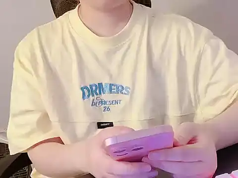 hunhun122 online show from April 26, 6:49 pm