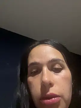 leila moretti online show from April 21, 3:02 am