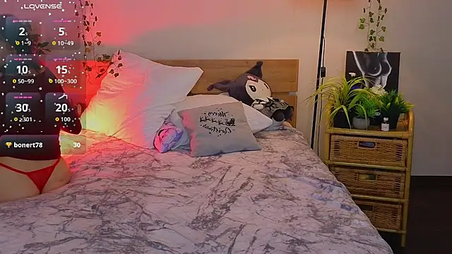 DarcyBlackwood online show from April 2, 1:36 am