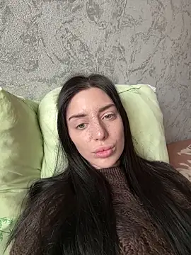 MishellKins online show from April 7, 11:34 am