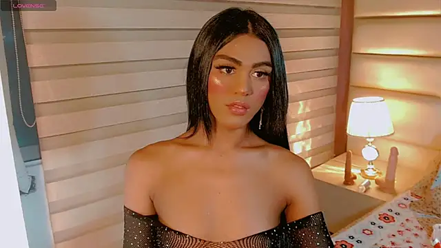 tiifannysexyhot online show from April 29, 11:46 am