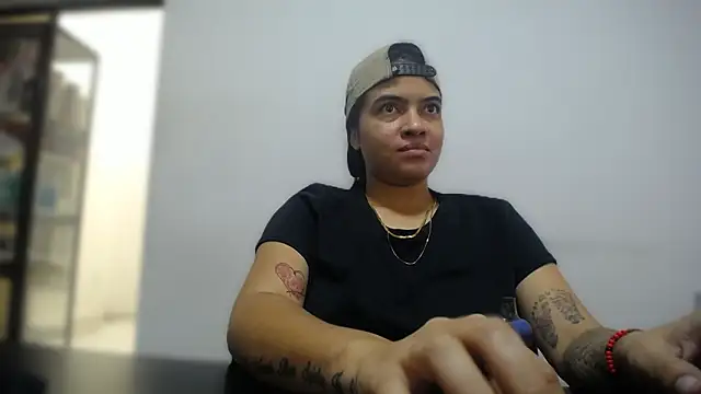 May-ana online show from March 11, 9:28 pm