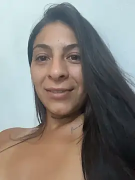 Luu calentita online show from March 11, 9:17 pm