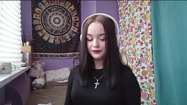 OneMomentPunch online show from March 16, 2:10 pm