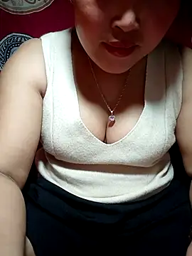 halenka 00 online show from March 12, 11:13 am