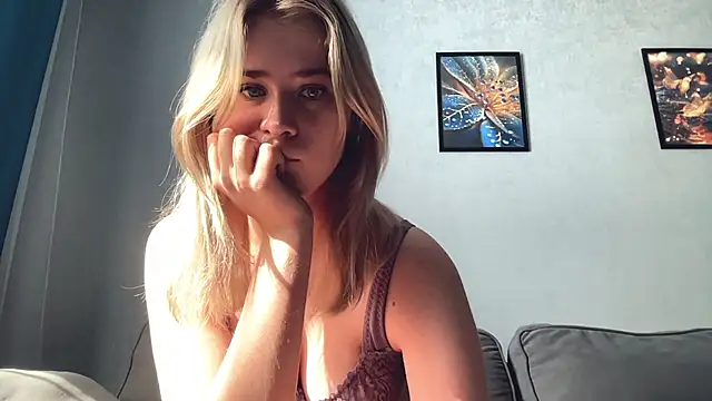 ivygenesis online show from August 8, 3:14 am