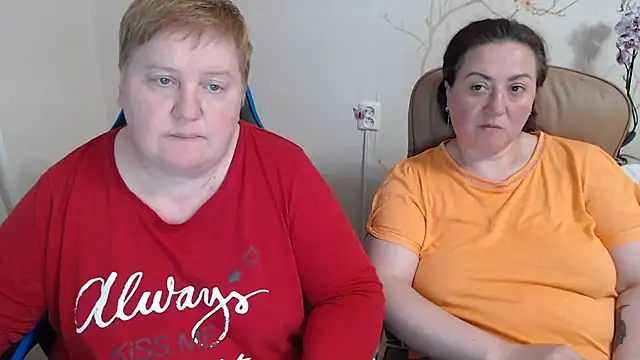 Lindy-Jeanie online show from May 30, 6:16 pm