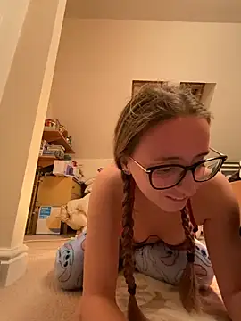 SophMaeexo online show from March 18, 11:42 pm