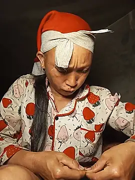 Heli pusy online show from June 30, 1:43 pm