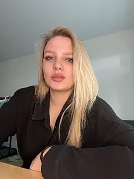 bettyloveu online show from March 26, 11:23 am