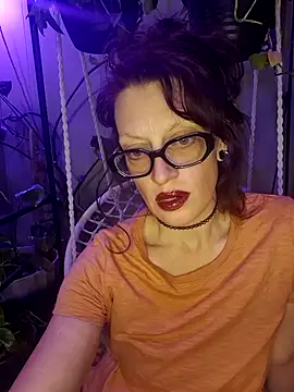 PurpleBunnyxo online show from May 14, 5:35 am