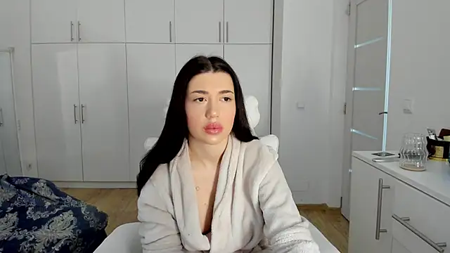 nicole-angel online show from March 15, 5:53 am