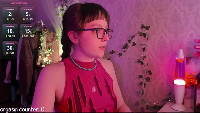 RileyNymph online show from August 8, 4:31 am