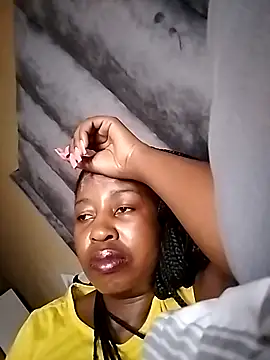 Prettylicou online show from March 18, 3:17 pm