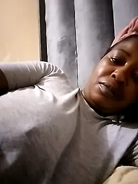 Prettylicou online show from April 22, 12:18 am