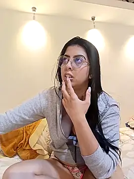 LexiRivera47 online show from April 16, 4:06 pm