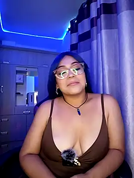 PiscisGirl online show from May 3, 7:12 am