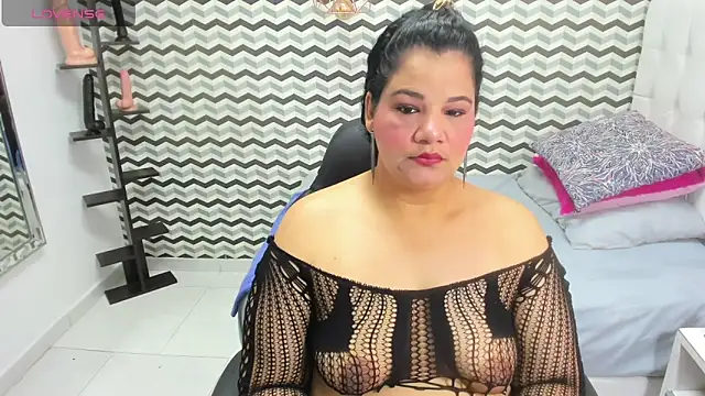 MAYTE1096 online show from June 3, 7:41 pm