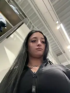 BiancaCharm online show from May 5, 10:51 am