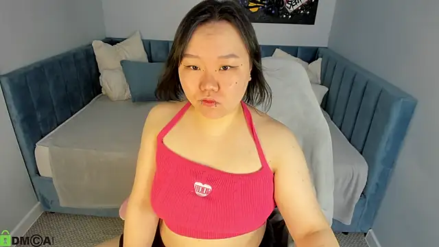 Tokyodreamss online show from May 3, 9:12 am