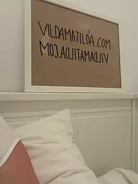 Lillamatilda online show from April 17, 11:07 pm