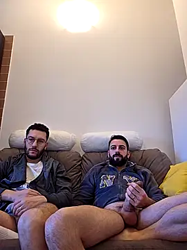 AmicisegretiITA online show from March 31, 5:51 am