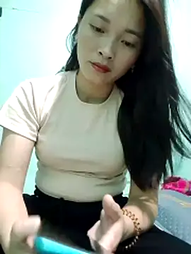 Phuongmyy online show from June 10, 2:27 pm