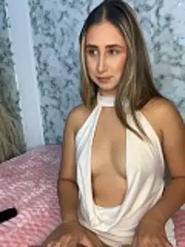 VictoriaWhitmore online show from April 21, 2:51 am
