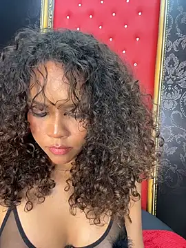 CurlyOopsieXXX online show from April 2, 12:08 am