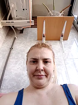 Maria3879 online show from April 22, 4:59 pm
