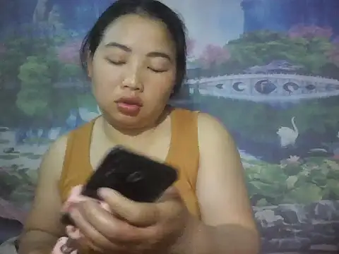 Huemy098 online show from April 15, 9:15 pm