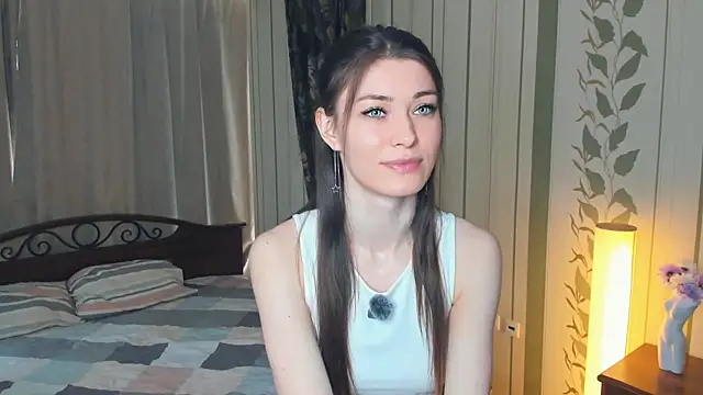 JulissaLipoma online show from May 1, 7:22 am