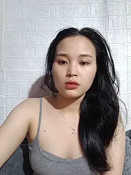 Akile80 online show from May 29, 2:48 pm