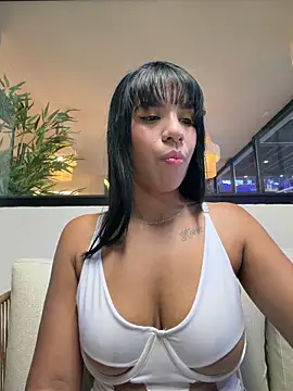 MonserratJons01 online show from May 20, 10:29 pm