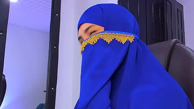 Shirazz   online show from March 19, 2:05 am