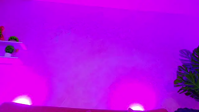 Zoe living online show from May 11, 1:46 pm