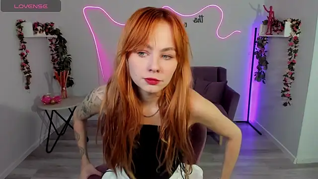 MiaSensitive online show from March 27, 12:50 pm